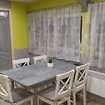 Golya-to Vendeghaz