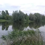 Penzion Golya-to Vendeghaz 3*