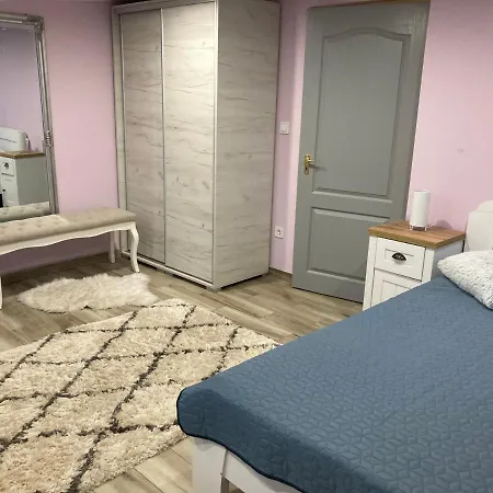 Golya-to Vendeghaz Pensiune 3*